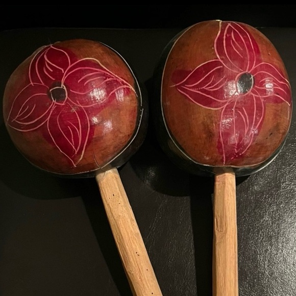Caribbean Maracas - - Picture 3 of 3